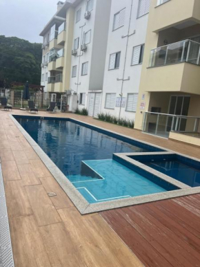 Ap com piscina norte da ilha